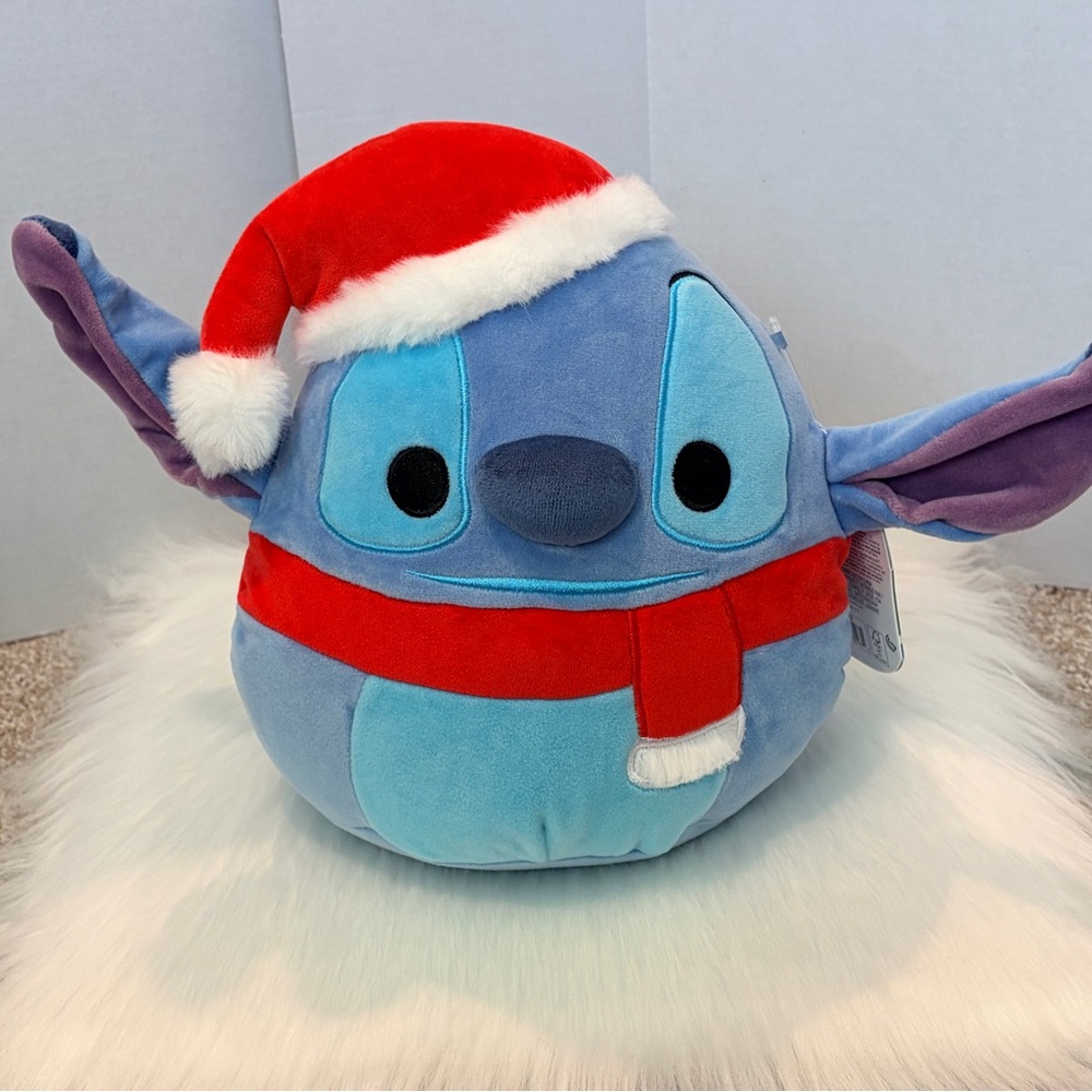 Stitch - Picture 2 of 10